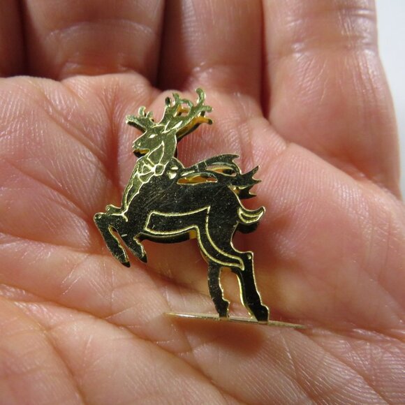 Vintage Gold Tone Ornaments Stands or Hangs (13) + Angle with bell - Picture 6 of 12